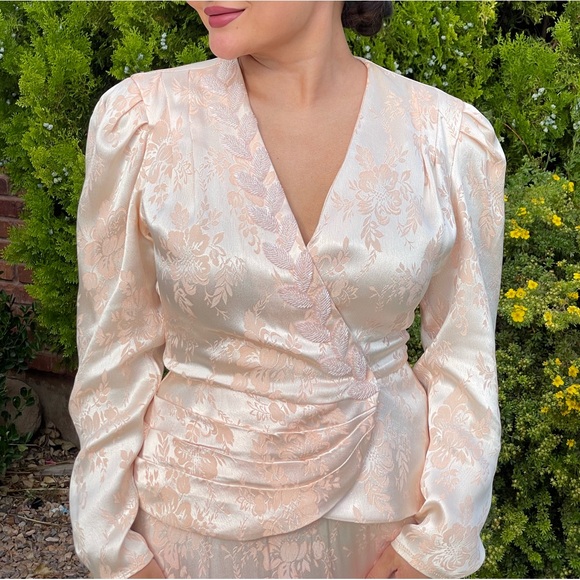 Extraordinary Vintage Skirt Suit Hand Made Embroidery By Michael Marcella LTD - Picture 6 of 12